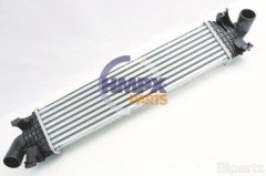 Ford FOCUS-CMAX 1.6 TDCI Intercooler HMP 8V61 9L440 AC
